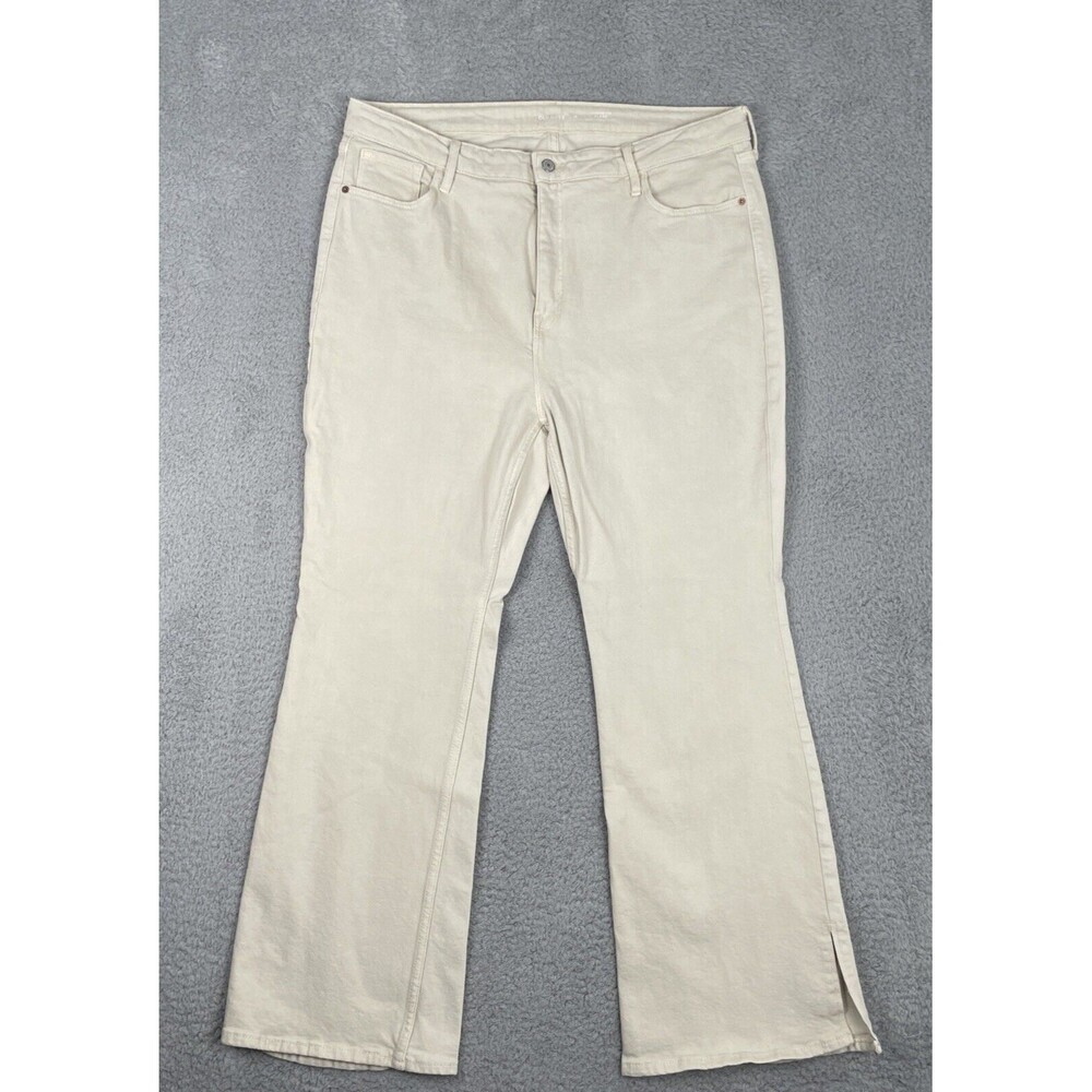 Old Navy Higher High-Rise Flare Secret Smooth Pockets Jeans Size 18 Ecru Slit